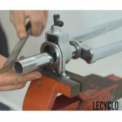 Guide De Sciage Super B Pour Pivot De Fourche 9 Guide De Sciage Super B Pour Pivot De Fourche -Promos Cadre De Vélo Boutique guide de sciage super b pour pivot de fourche full 4