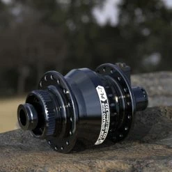 Moyeu Dynamo Roue Vélo Frein à Disque PL-7 Shutter Precision 12 Moyeu Dynamo Roue Vélo Frein à Disque PL-7 Shutter Precision -Promos Cadre De Vélo Boutique moyeu dynamo roue velo frein a disque pl 7 shutter precision full 5